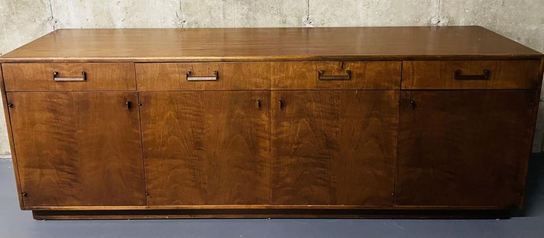 Mid-Century Modern Dresser / Sideboard, Brass, American Designer - 3