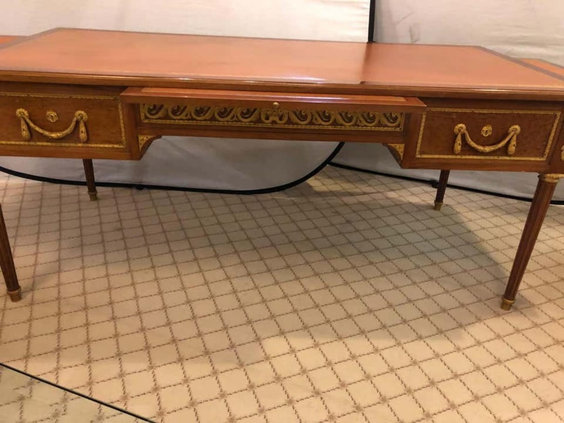 French Tortoise Wood Louis XVI Style Maison Jansen Partners Desk or Bureau Plat - 3