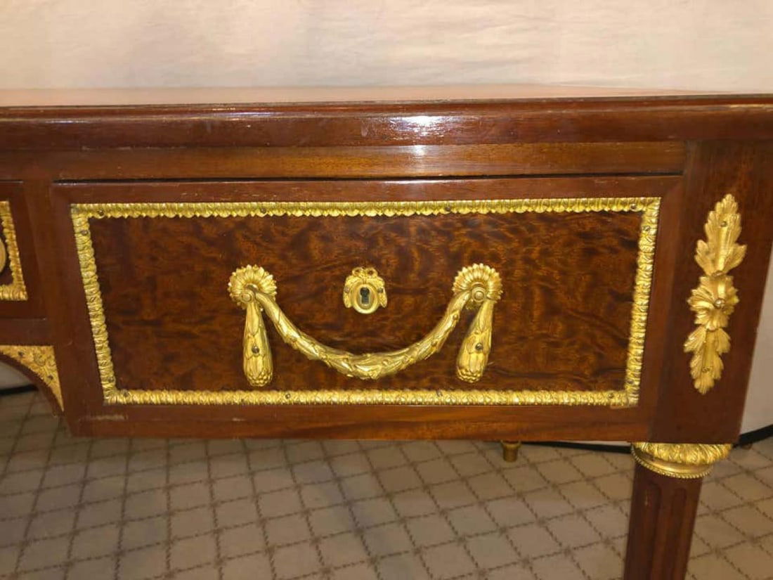 French Tortoise Wood Louis XVI Style Maison Jansen Partners Desk or Bureau Plat - 6