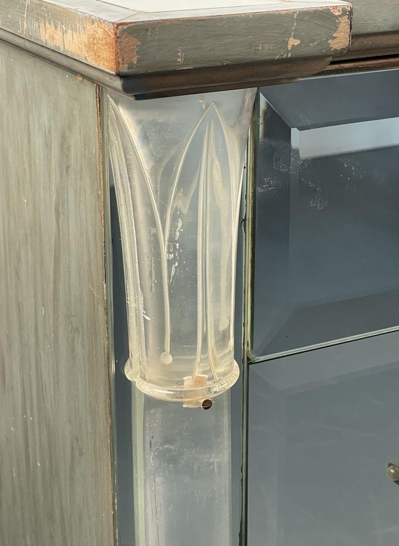 Mid-Century Modern Mirrored Grosfeld House Cabinet / Commode, Glassics, 1930s - 10