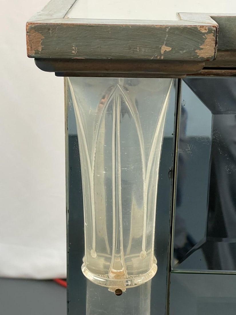 Mid-Century Modern Mirrored Grosfeld House Cabinet / Commode, Glassics, 1930s - 9