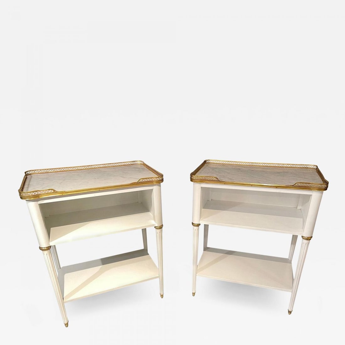 Pair of Swedish Neoclassical Open Nightstands or End Tables Manner Jansen - 2