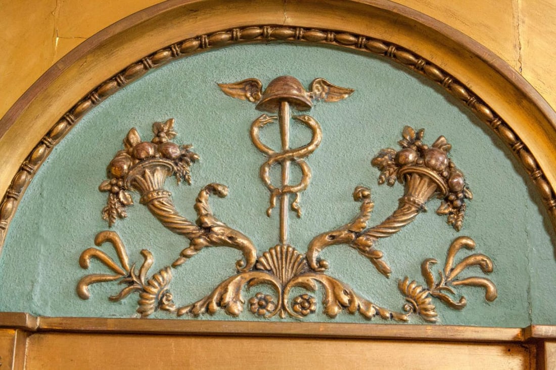 Late 19th Century Italian Neoclassical Paint Decorated Pier Mirror - 6