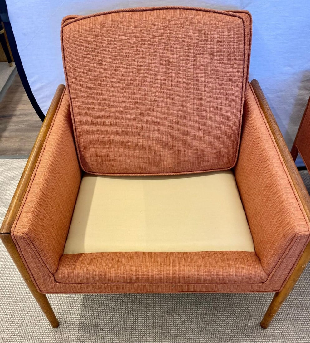 Pair of Mid-Century Modern Lounge Chairs, American, Walnut, 1960s - 11