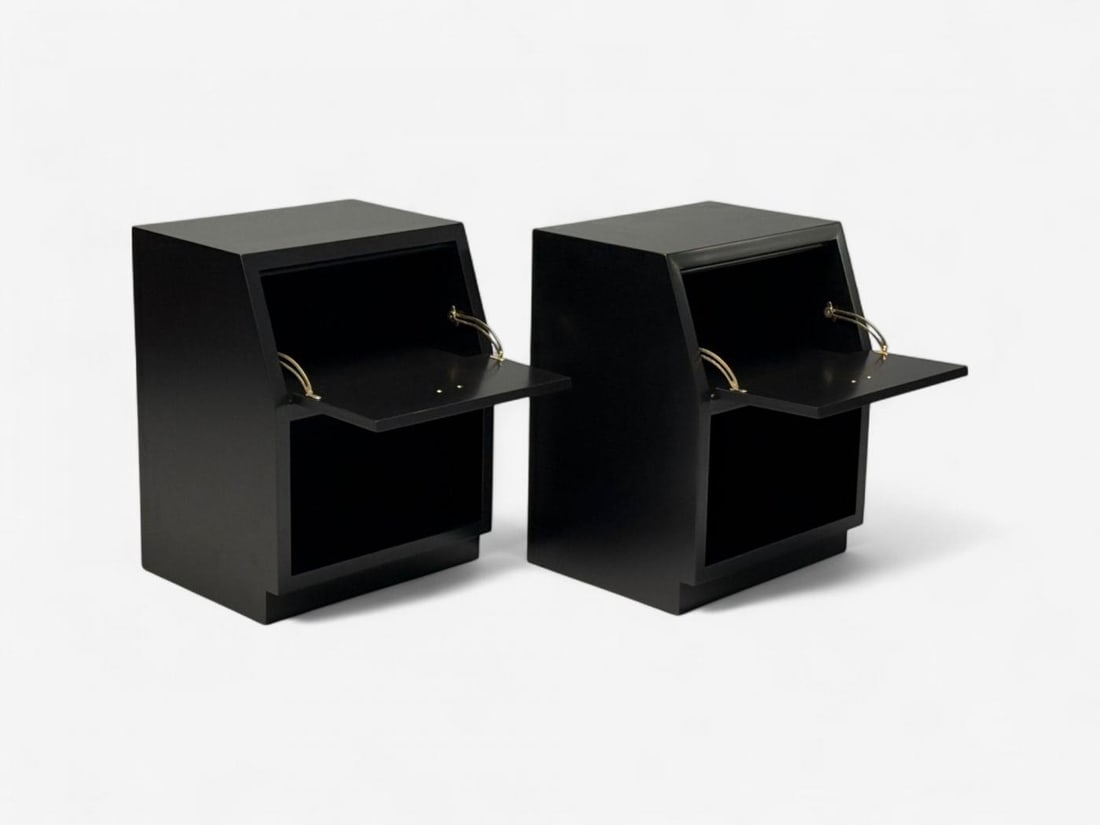 Henredon, Mid-Century Modern, Black Lacquer, Brass, Campaign Nightstands, 1960s - 6