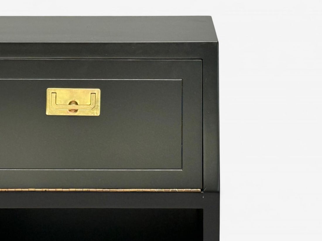 Henredon, Mid-Century Modern, Black Lacquer, Brass, Campaign Nightstands, 1960s - 8