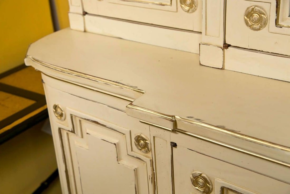 Maison Jansen Ivory Distress Painted Gilt Gold Decorated Bookcase / Cabinet - 6