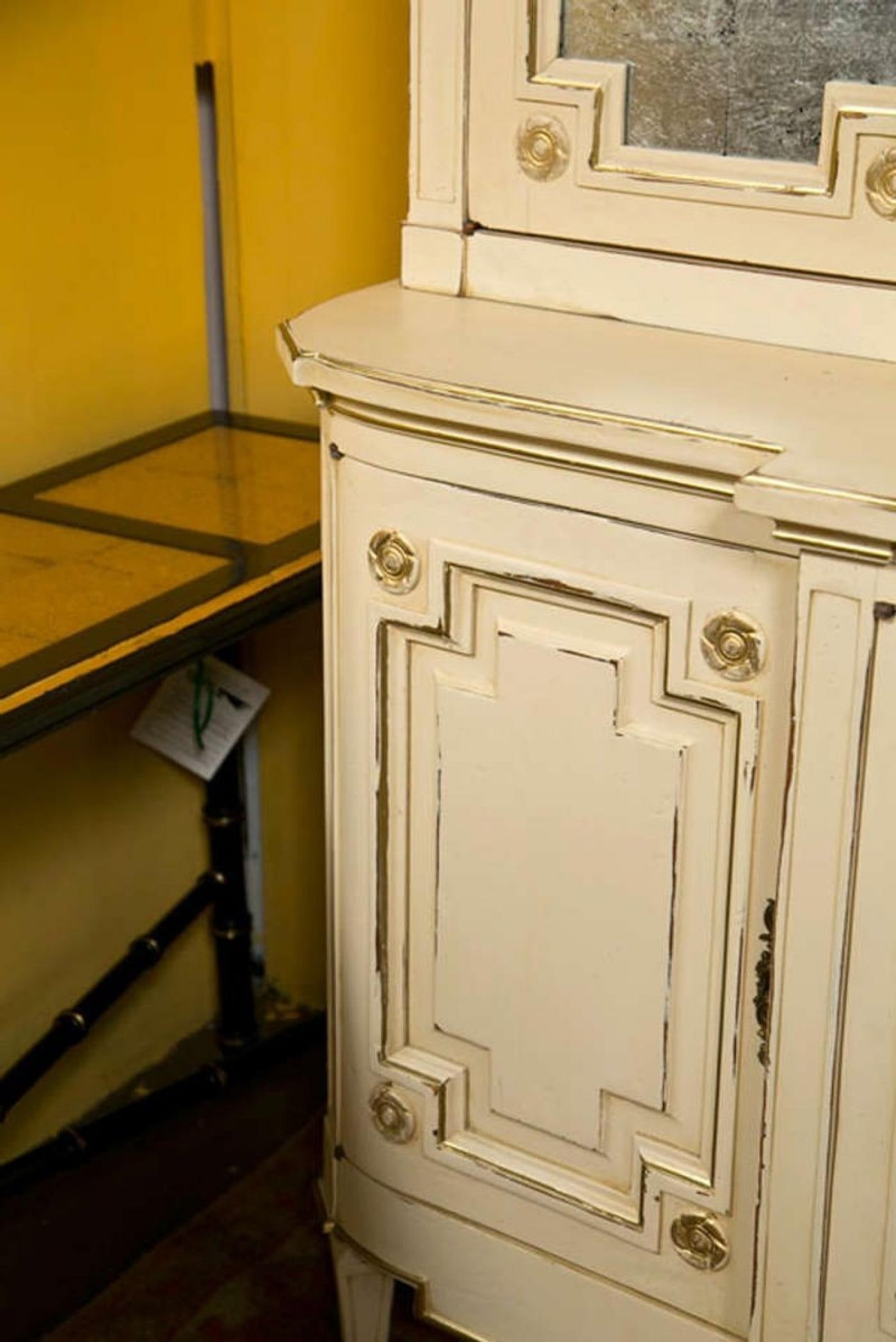 Maison Jansen Ivory Distress Painted Gilt Gold Decorated Bookcase / Cabinet - 9