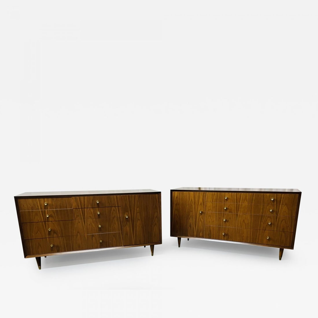 Pair of Mid Century Modern Chests, Dressers Bedside Stands, Opposing, Refinished (1 of 11)
