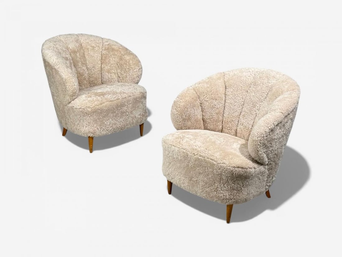 Finnish Modern, Shell Form Lounge Chairs, Beige Shearling, Wood, Finland, 1940s - 3