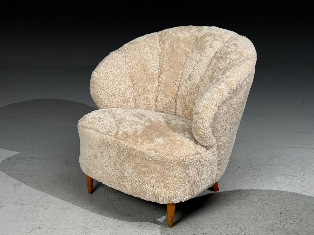 Finnish Modern, Shell Form Lounge Chairs, Beige Shearling, Wood, Finland, 1940s - 7