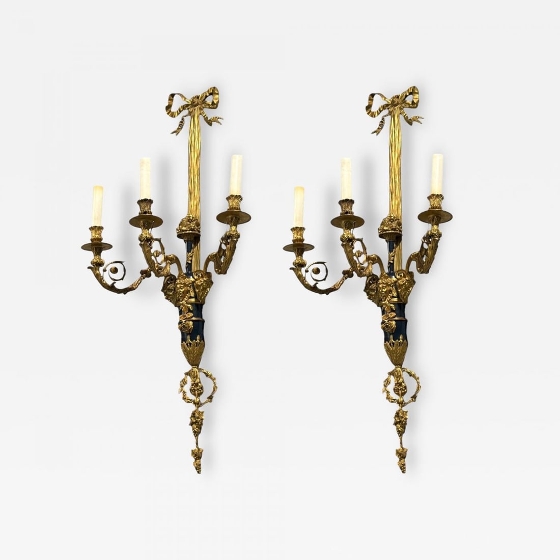 Henry Dasson Attr., Louis XVI, Wall Sconces, Bronze, France, 1860s (1 of 12)