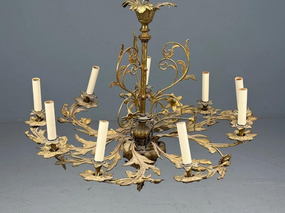 Rococo Style, Leaf and Vine Chandelier, Dore Bronze, Italy, 1920s - 3