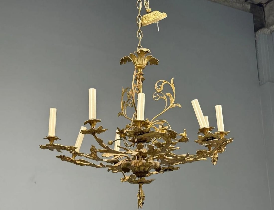 Rococo Style, Leaf and Vine Chandelier, Dore Bronze, Italy, 1920s - 5