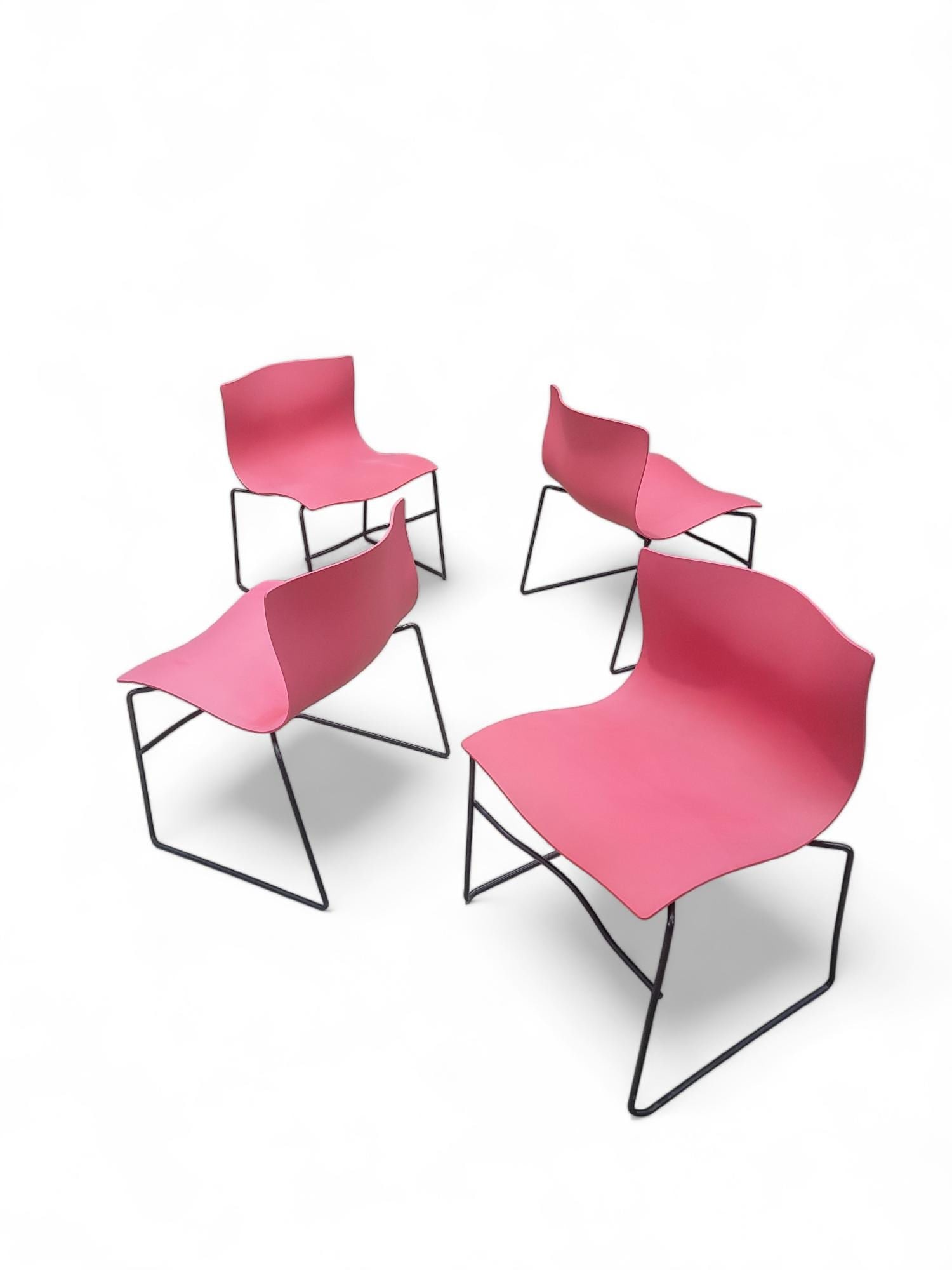 Mid Century Modern Massimo Vignelli for Knoll International Handkerchief Chairs in Red - 4 Piece Set - 3