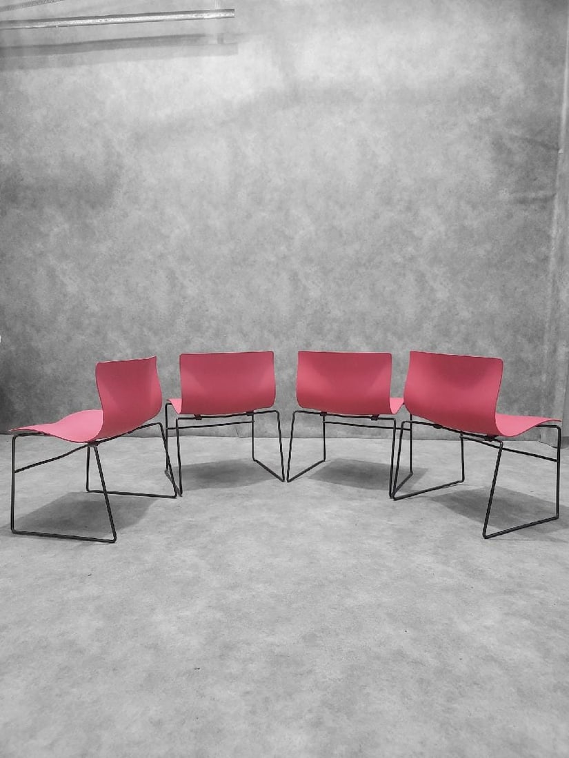 Mid Century Modern Massimo Vignelli for Knoll International Handkerchief Chairs in Red - 4 Piece Set - 4