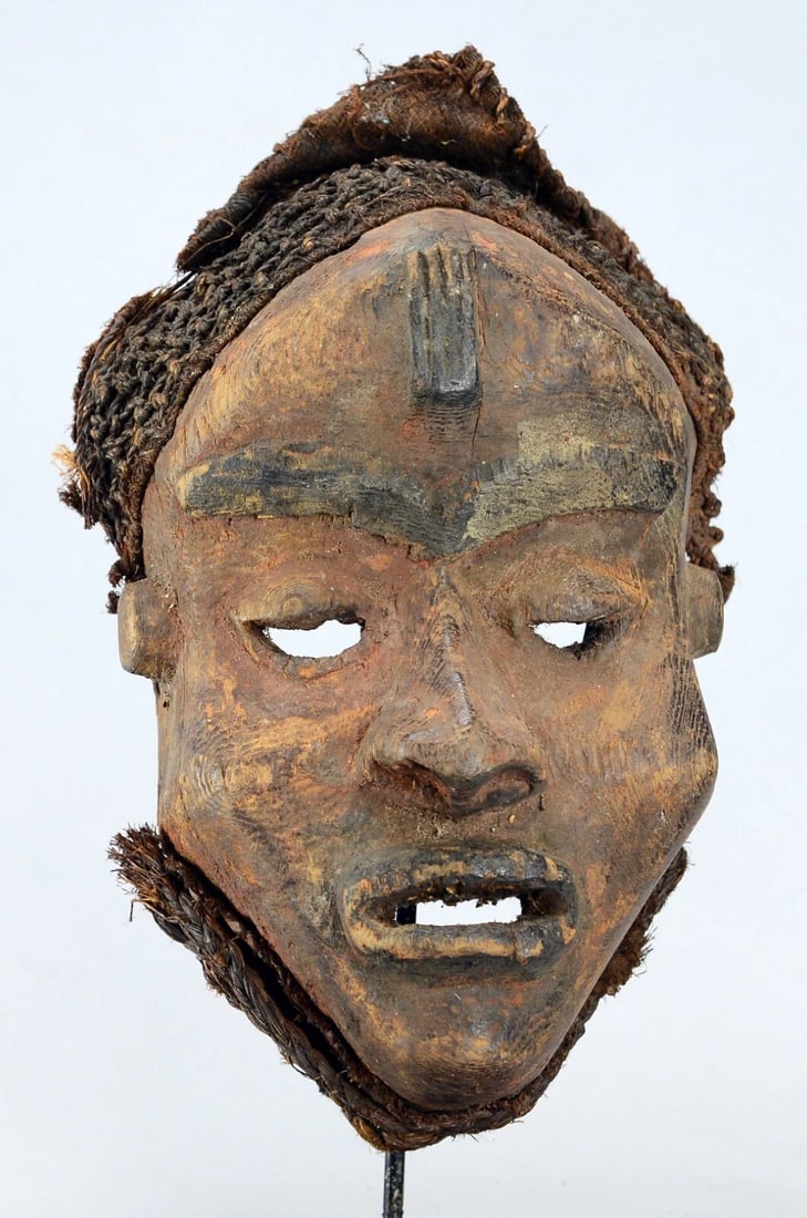 Powerful & Rare old Pende Mbuya Mask DR Congo – African Tribal Art 2191 - 2