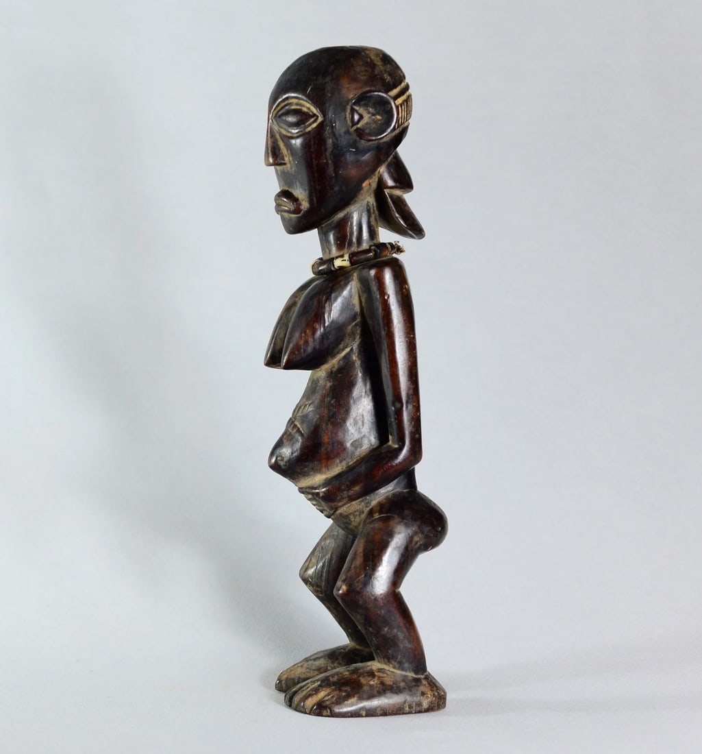 Powerful LUBA female figure statue sculpture Congo African Tribal Art 1649 - 9