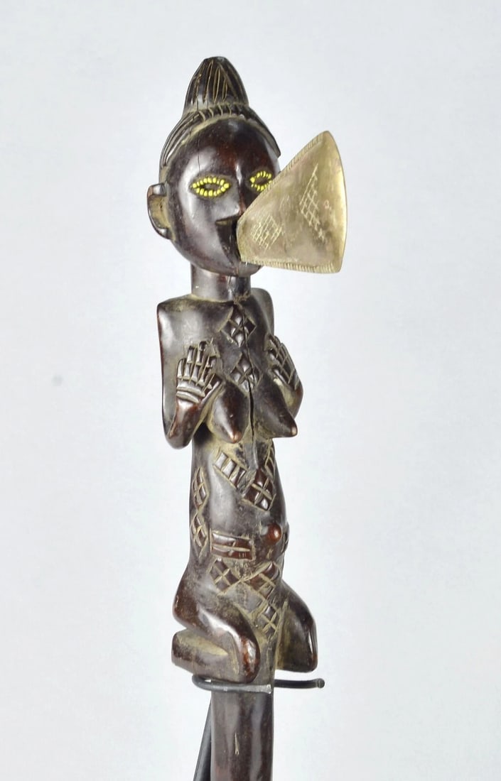 Rare LUBA prestige's anthropomorphic figural Axe Congo African Tribal Art 1725 - 3