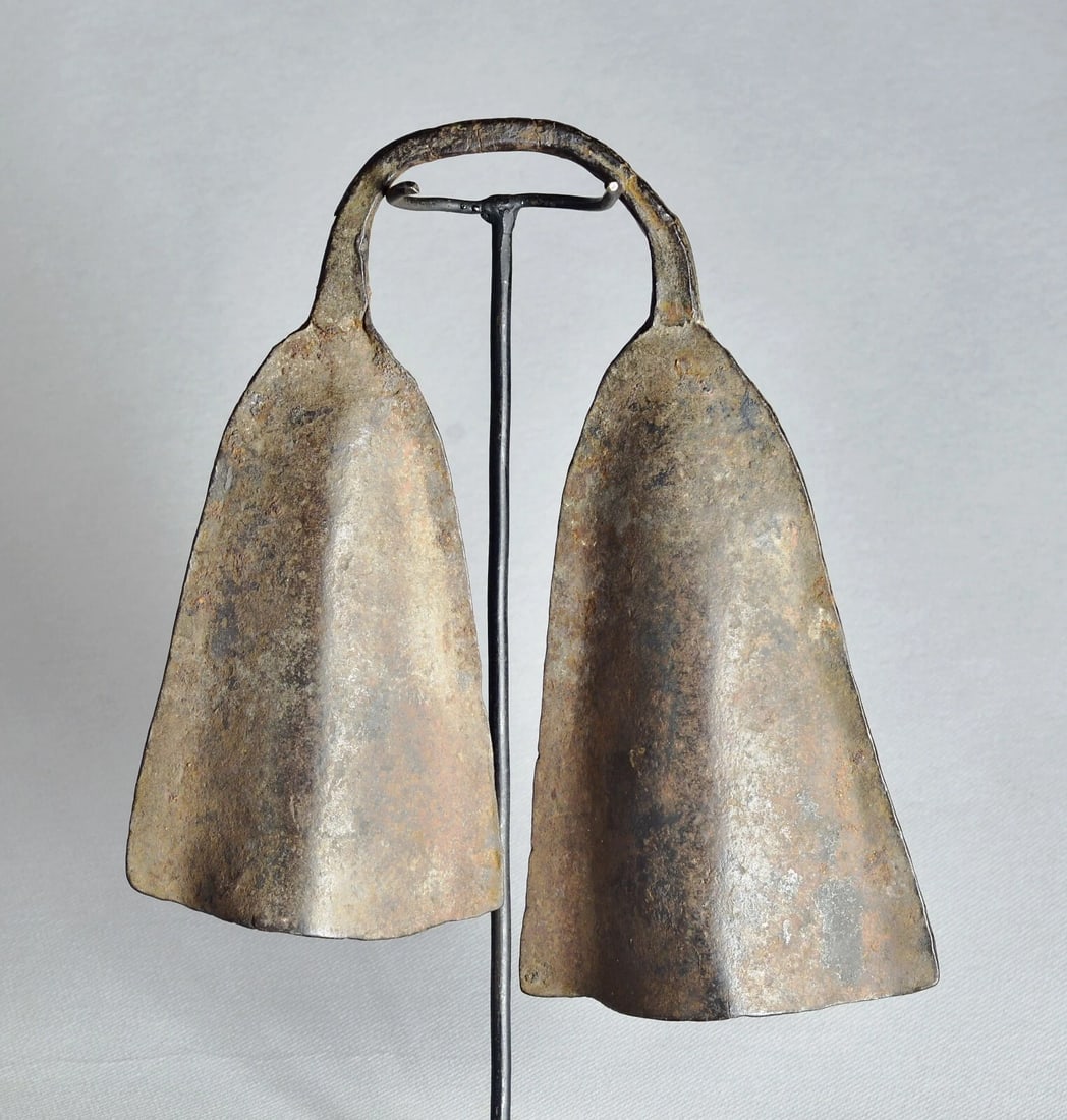 Rare double Metal Bell MONGO Congo DRC Gong African Tribal Musical art MC 1987 - 3