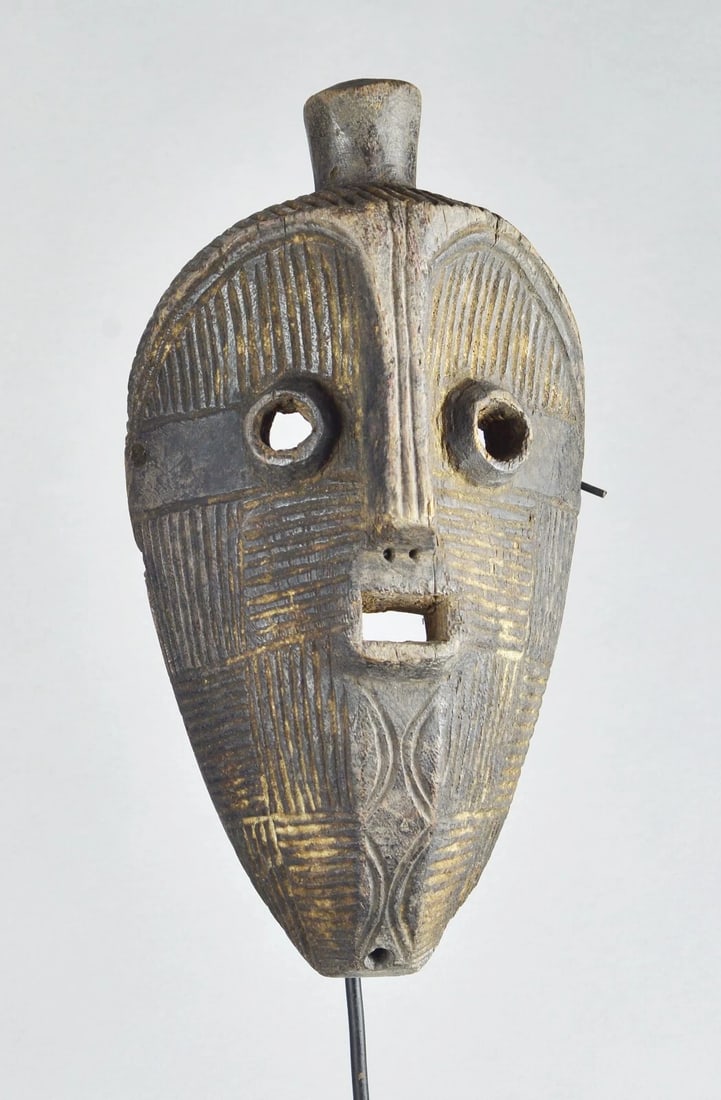 Beautiful &Large Metoko Mask Mituku Congo African Tribal Art MC 1872 - 10