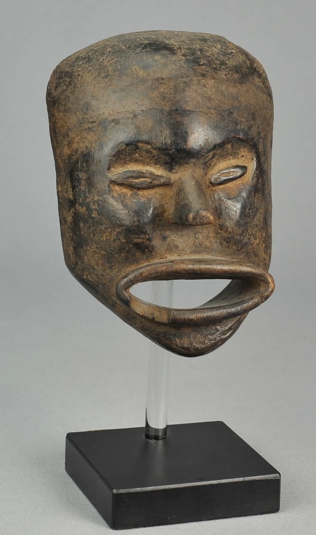 RARE ! HEMBA Cute Anthropomorphic Face Mask Congo DRC African Tribal Art 0939 - 9