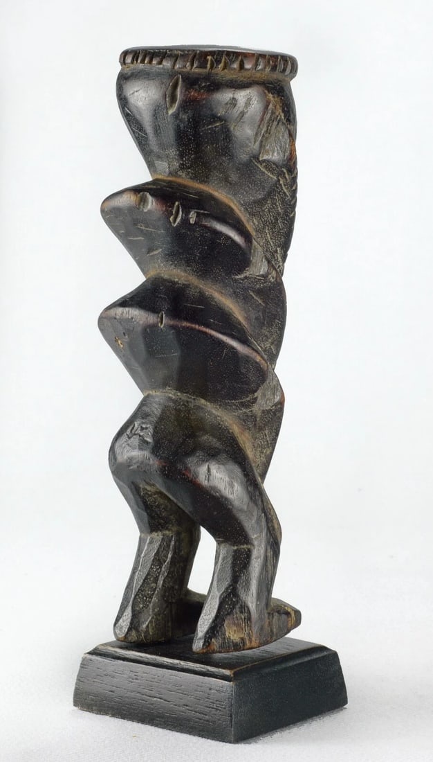 ZANDE AZANDE Rare Ubangi Zigzag figure Congo DRC African Tribal Art 1348 - 3