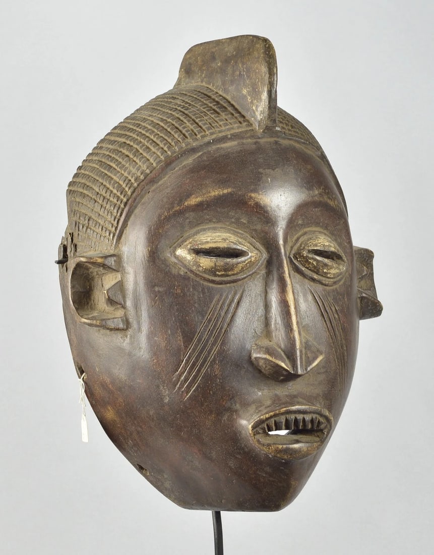African Art - Large & impressive wooden Mask Probably from Nigeria 16" - 8
