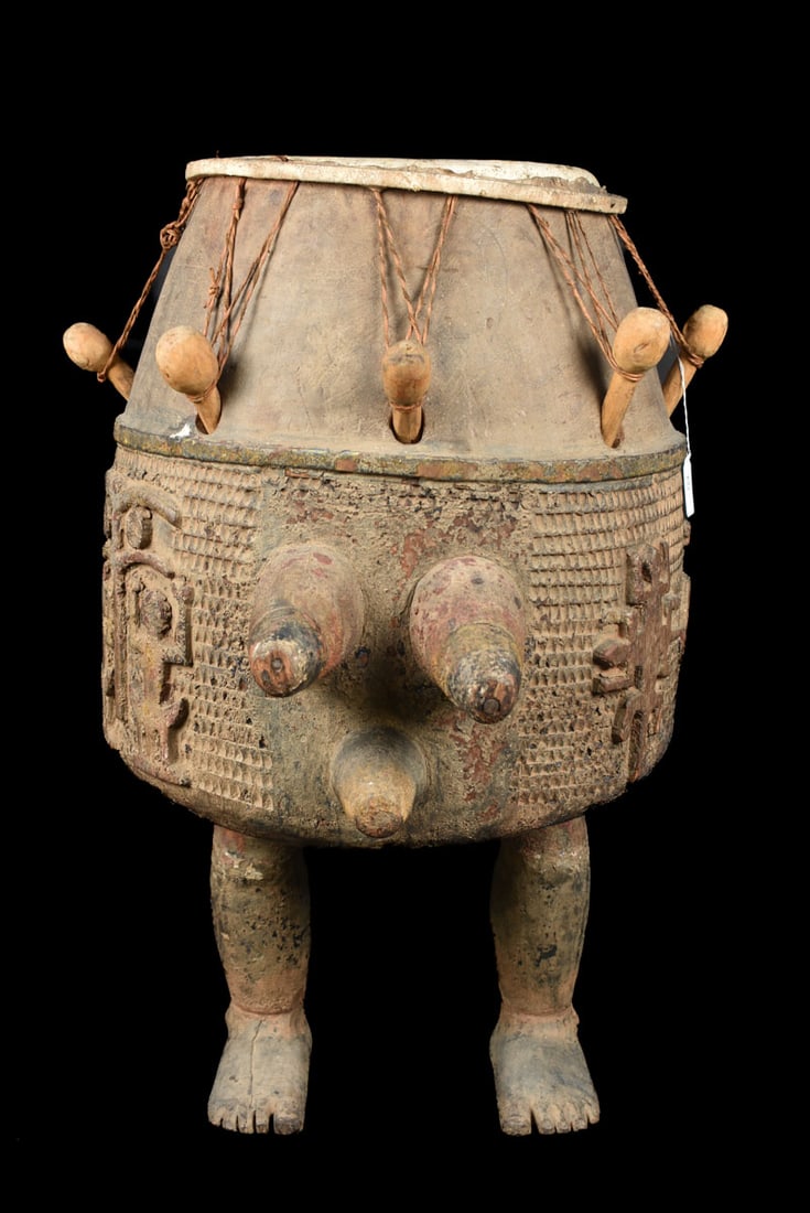 “Nntan“ or “Ompe“ Drum – Wood, Leather – Ashanti – Ghana (1 of 9)