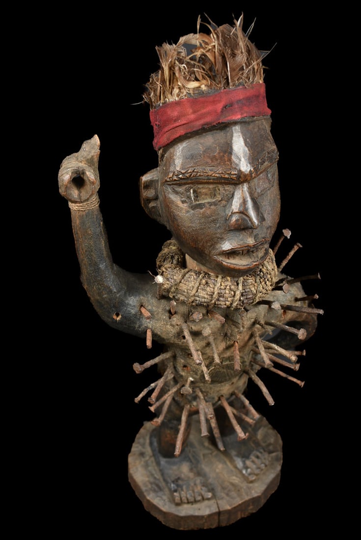 Nkisi Figure – Wood, Nails – Yombe – Congo – Ex Michael Gaud - 7