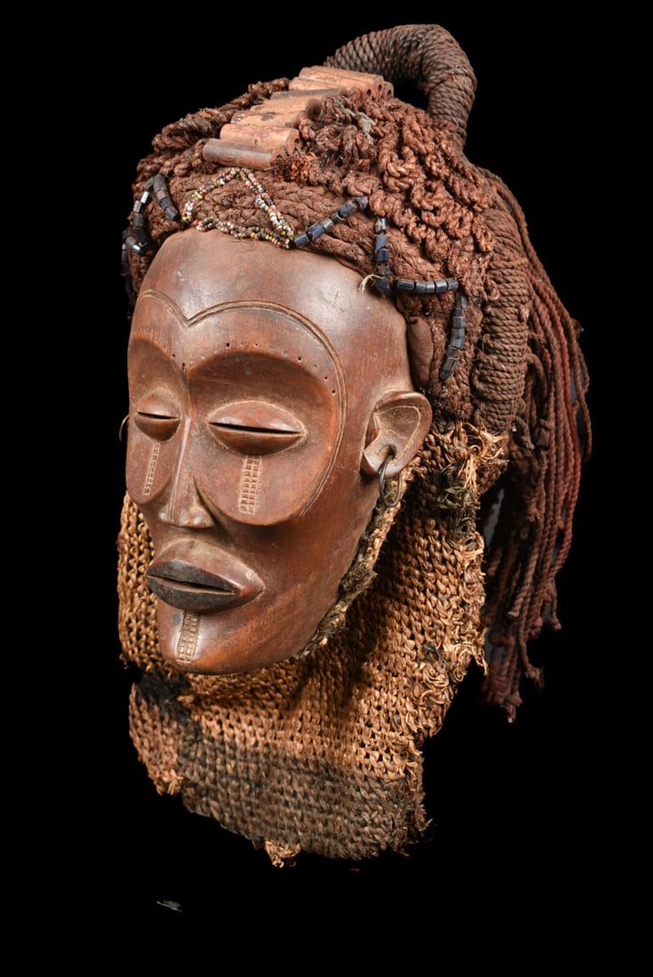 Mwana Pwo Mask – Wood, Rope – Chokwe – DR Congo (1 of 7)