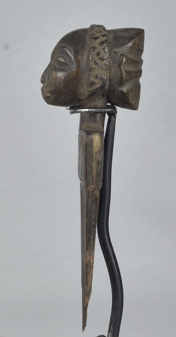 LUBA wooden comb Topped with a woman's head congo African Art - 4