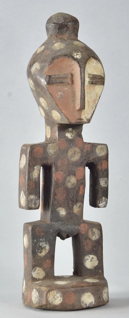 African Art Cute Metoko Mituku figure Congo DRC: Cute Metoko - Mituku figure Congo DRC 31.5 cm (About 12 1/2 inches high) Cute decorative sculpture Wood Average condition Reserve: $125.00 Shipping:Domestic: Flat-rate of $50.00 to