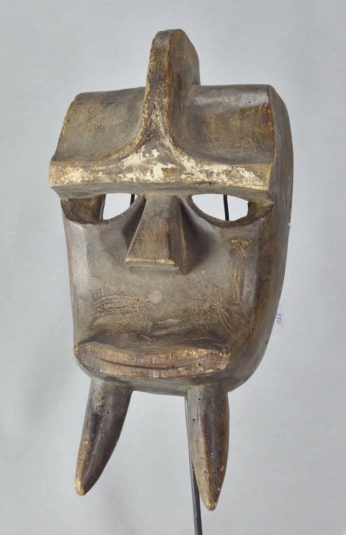 Nice KWELE zoomorphic Gorilla wood Ngon Mask african sculpture GABON - 2