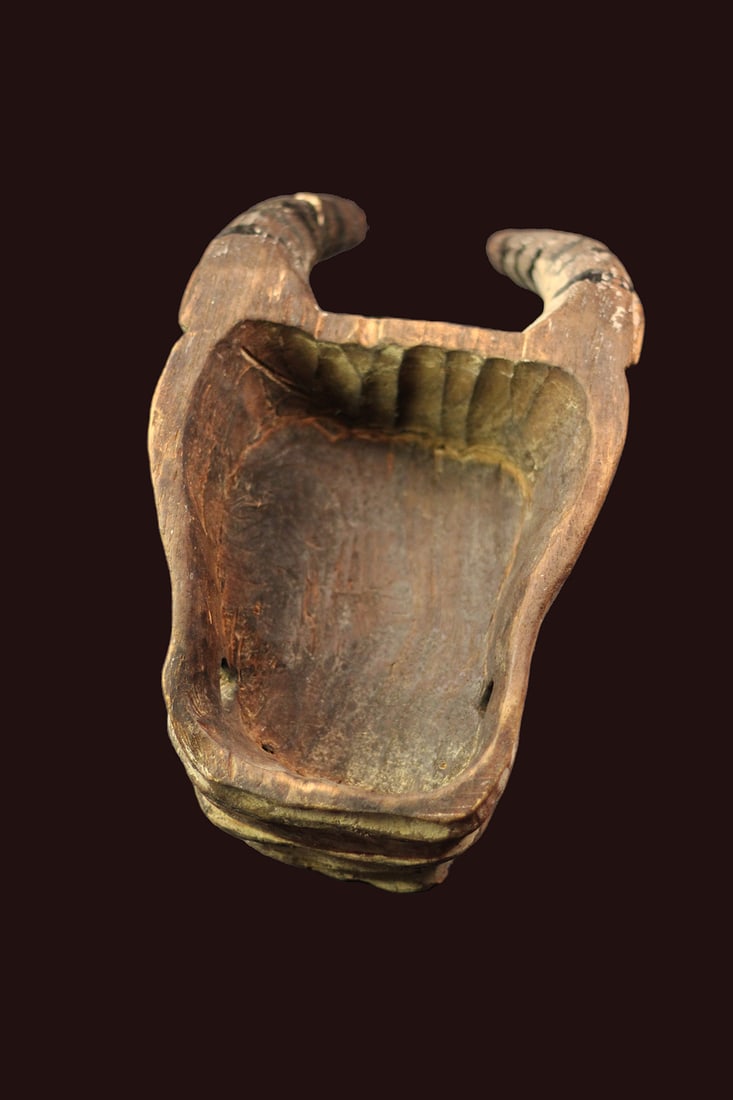 Bull mask – Wood – India - 8
