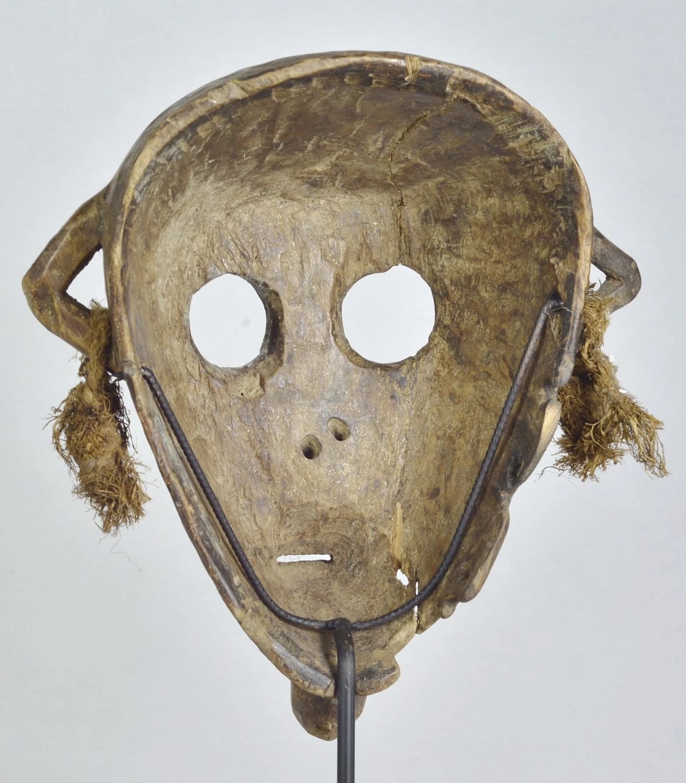 African Art Beautiful anthropomorphic probably mask Kumu ? - 5