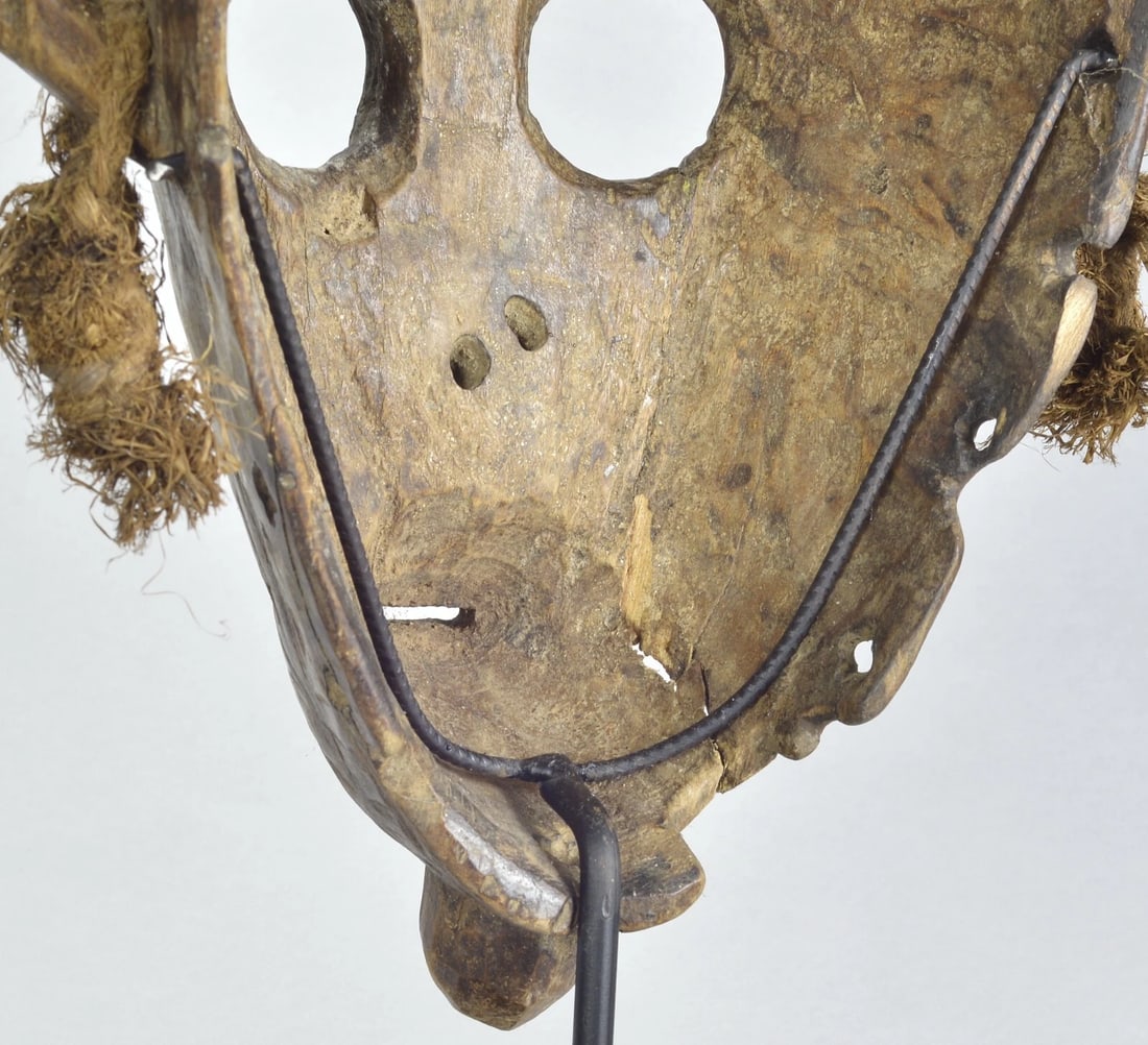 African Art Beautiful anthropomorphic probably mask Kumu ? - 6