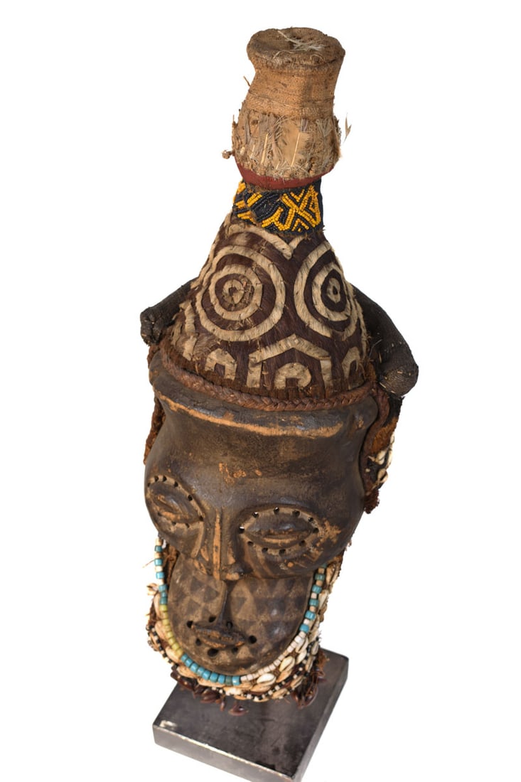 Royal Mask – Beads, Cauri, Wood – Kuba – DR Cong - 6