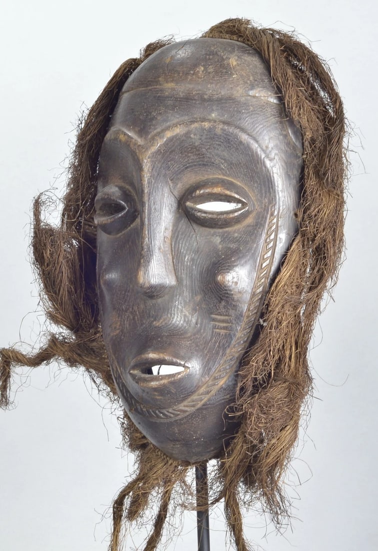 African Art Beautiful anthropomorphic probably Luba mask - 6