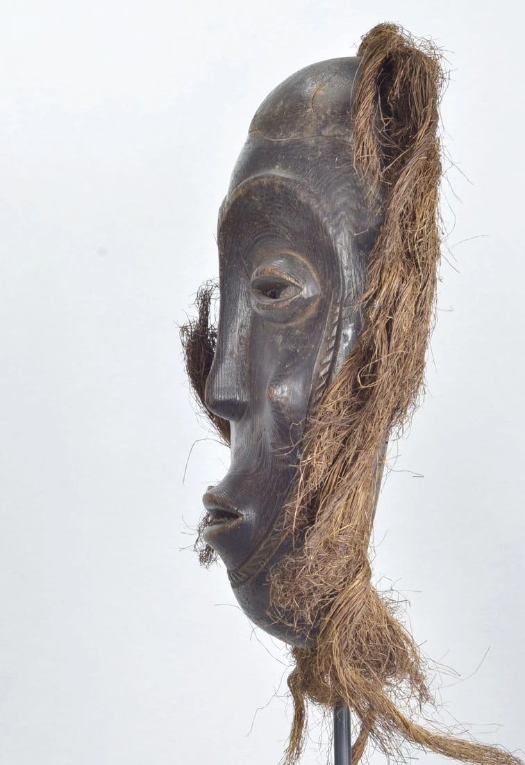 African Art Beautiful anthropomorphic probably Luba mask - 7