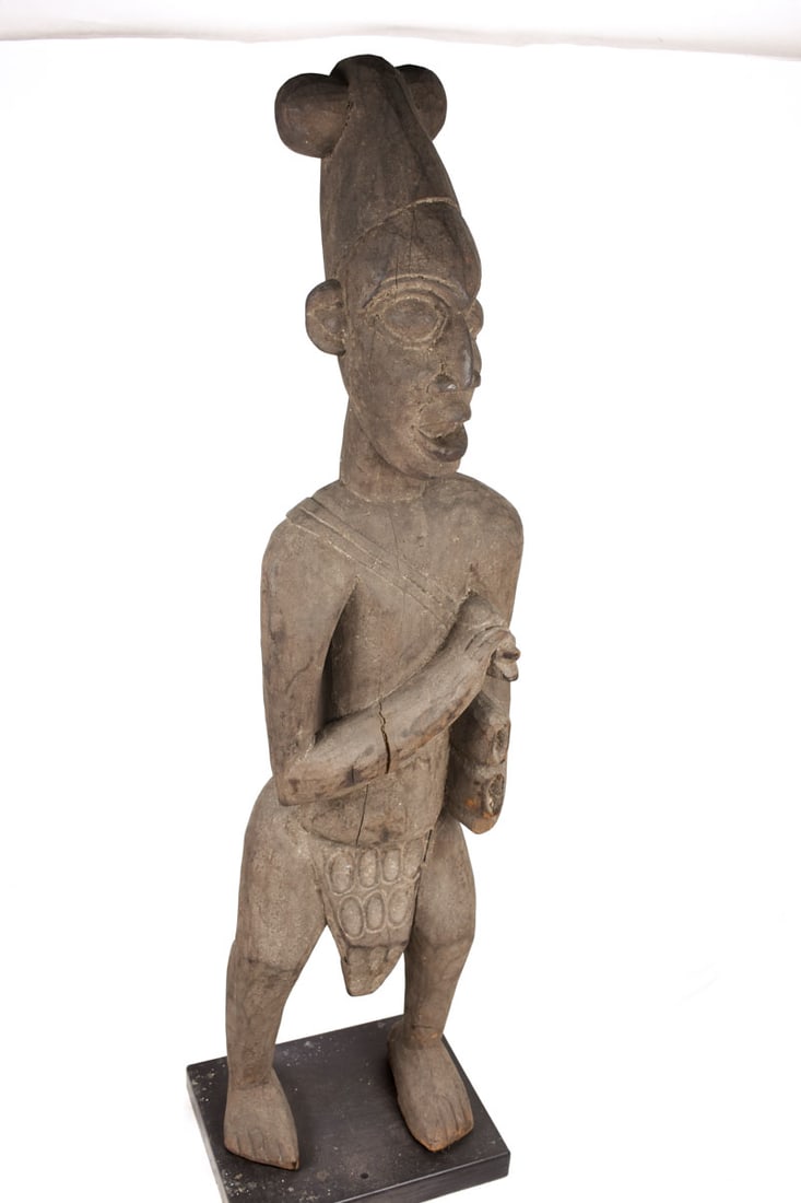 Memorial Figure – Wood – Bangwa – Cameroon - 2