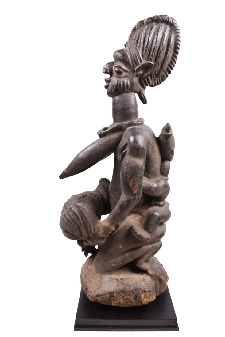 Maternity figure – Wood – Yoruba – Nigeria - 3
