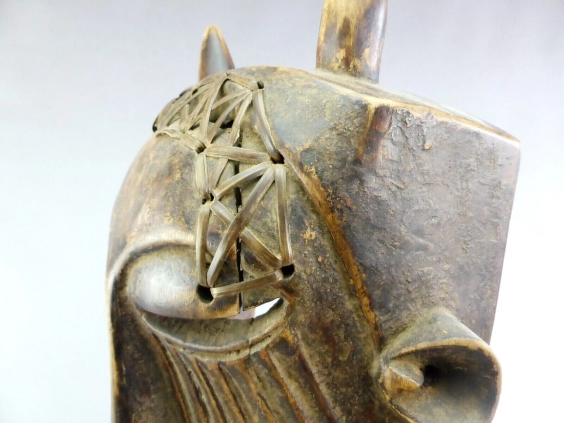 AFrican art Large horned Kuba wooden Mask african sculpture Congo - 6