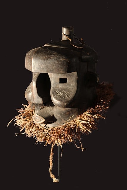 Mask – Wood, Raphia – Binji – Congo - 5