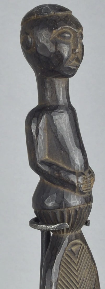 LUBA ? Congo wooden anthropomorphic COMB Topped with male bust African Art - 9