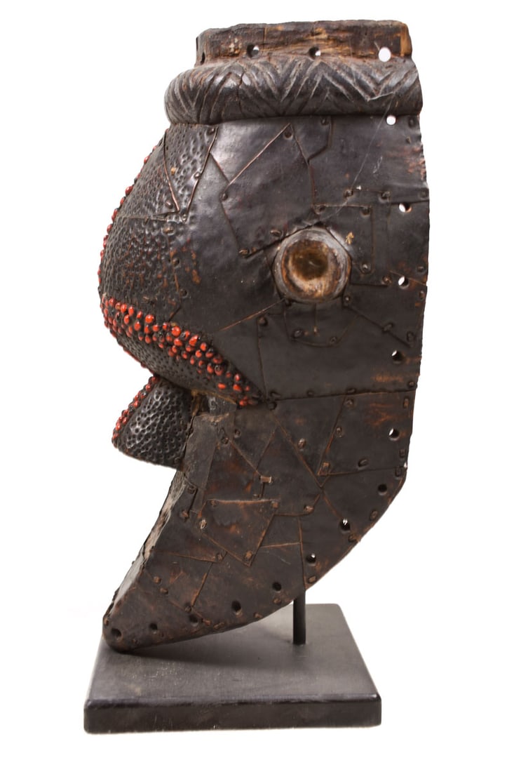 Initiation mask – Wood, Copper, Seeds – Salampasu – Congo - 6