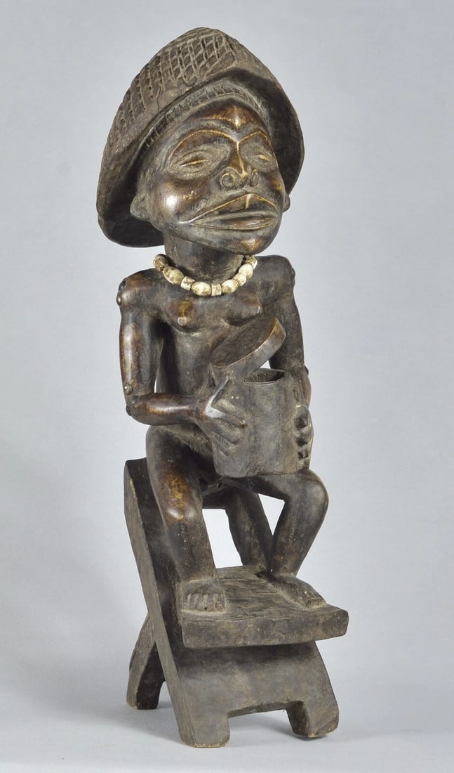 African Art large decorative chief figure TSHOKWE Chokwe statue ANGOLA - 2