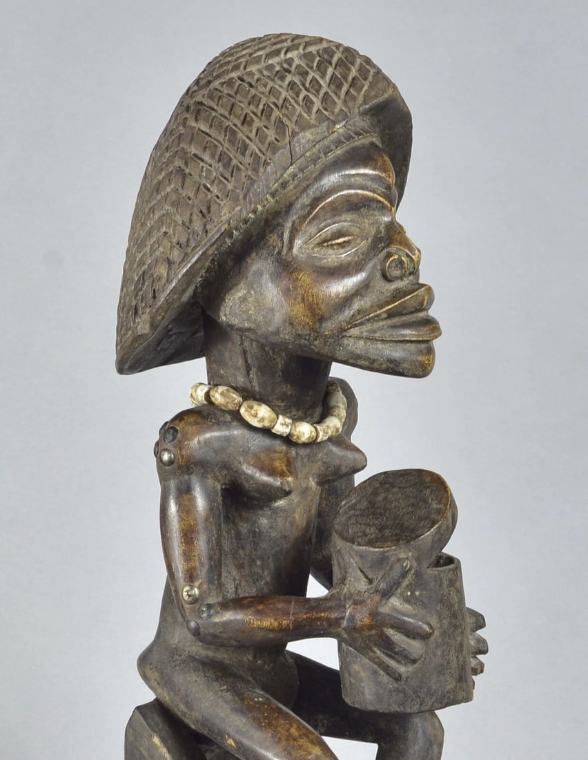African Art large decorative chief figure TSHOKWE Chokwe statue ANGOLA - 3