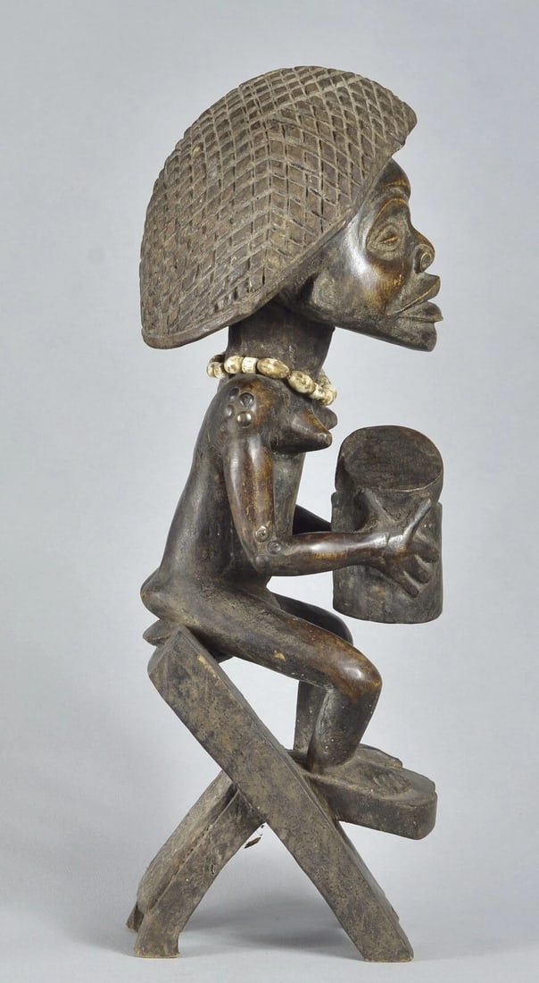 African Art large decorative chief figure TSHOKWE Chokwe statue ANGOLA - 8