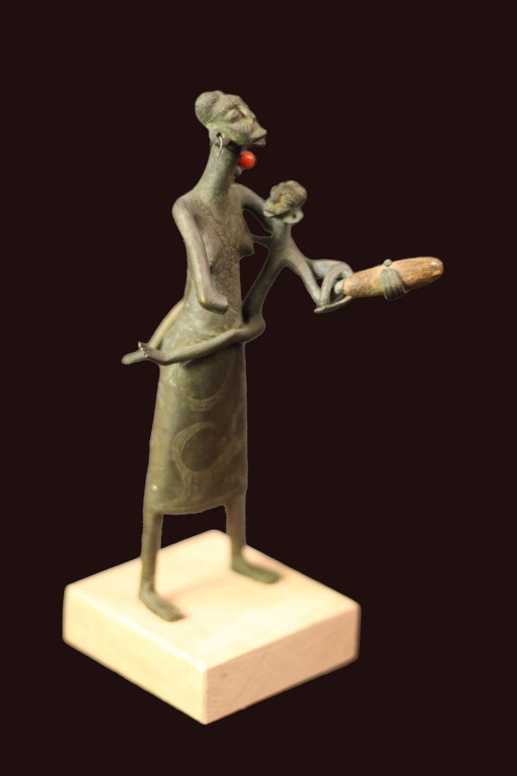 Maternity figure – Bronze – Fon – Benin - 5